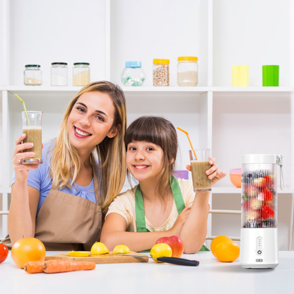 Portable Fruit Blender 15.2 oz Rechargeable - White