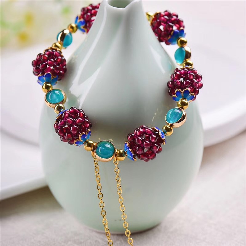 Natural garnet bracelet