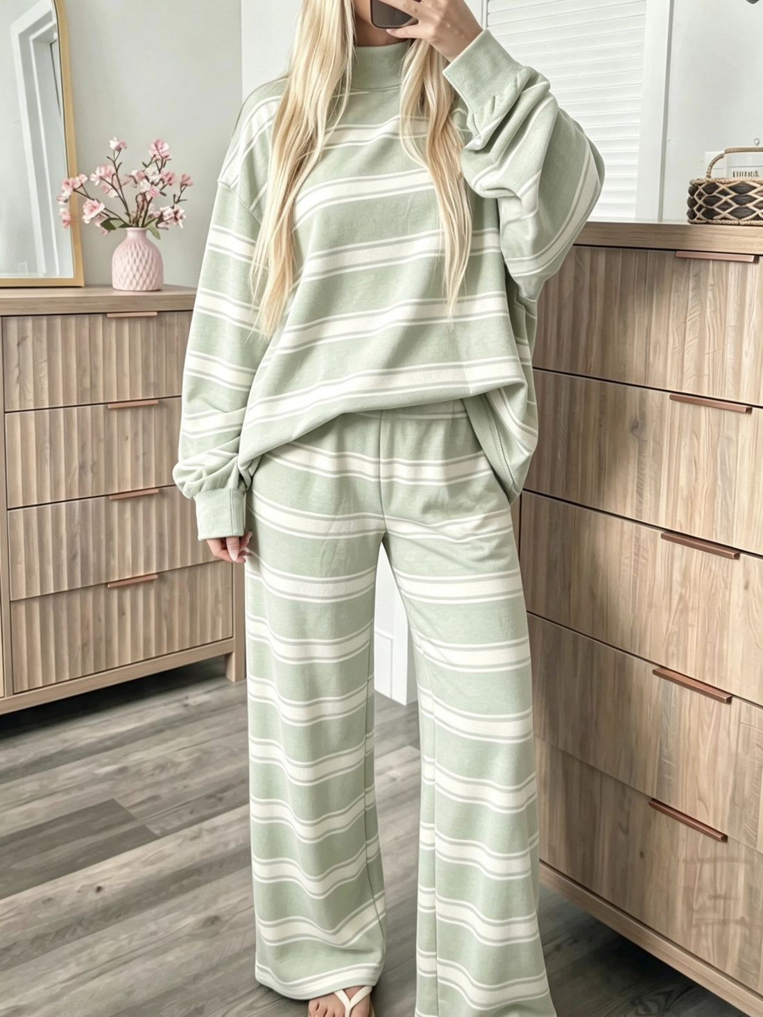 Women's Striped Tracksuit Two-Piece Set Long Sleeve Casual Pants Suit