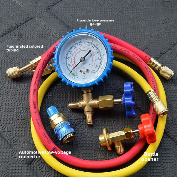 Refrigerant filling tool