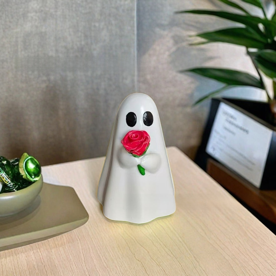 Halloween Resin Statue Ghost Decoration Cute Party Ornament