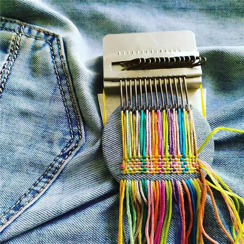 Portable Handheld Knitting Machine