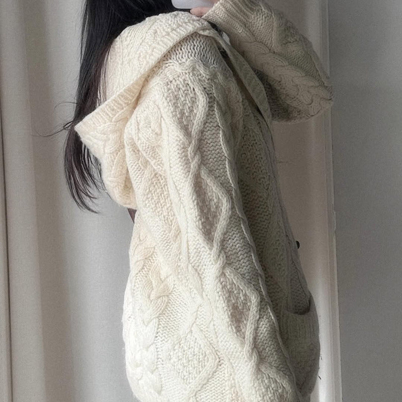Women's white loose twist-knit hooded cardigan with pockets, photo 3