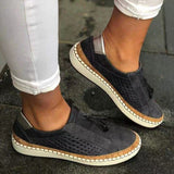 Striped Sole Tassel Low-Top Casual Shoes