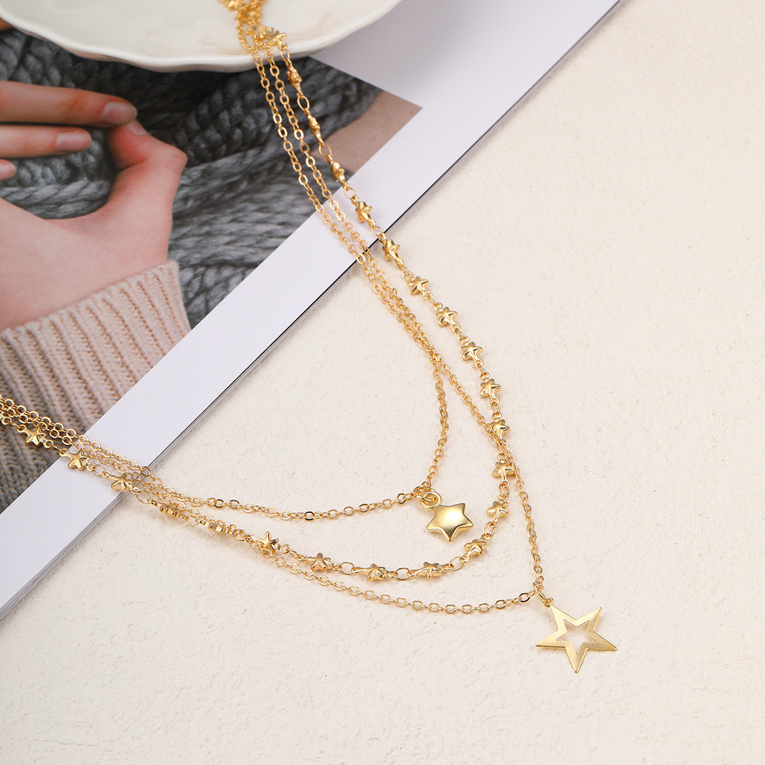 Women's Multi-Layered Star Pendant Alloy Necklace Vintage Clavicle Chain