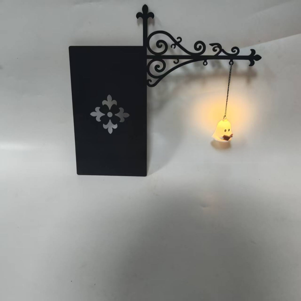 Ghost Bookshelf Lantern