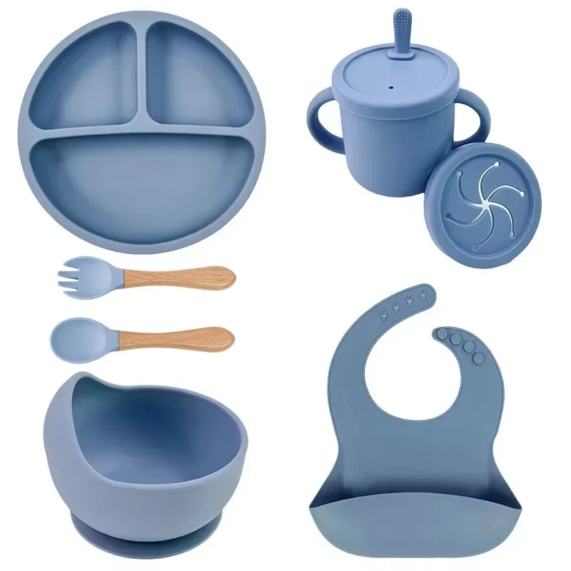 Silicone baby feeding set 9-piece configuration