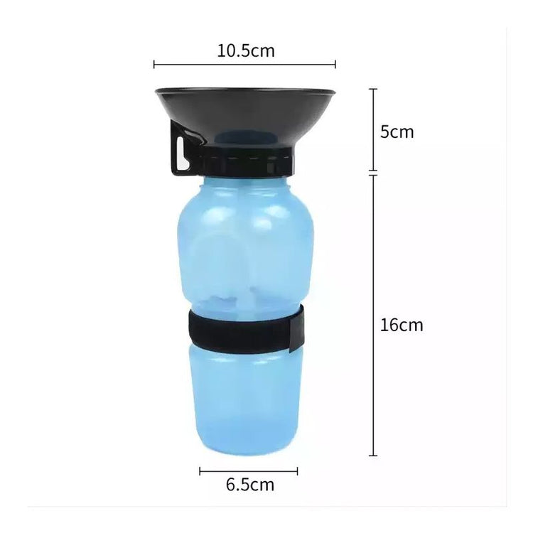 Pet water bottle with built-in drinking lid