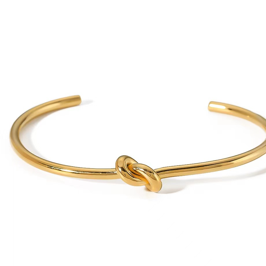 Minimalist Knot Women's Stainless Steel Bracelet 18K Gold Plated Heart Twist Jewelry