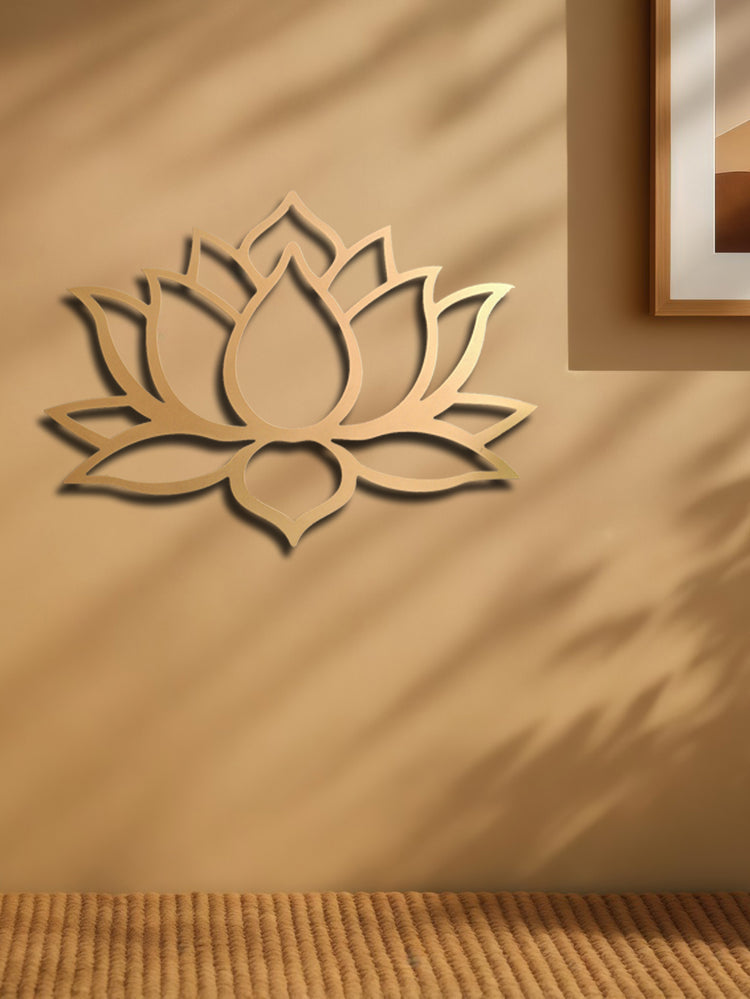Angled view of matte finish on lotus wall art