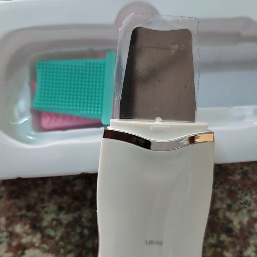 Portable Ultrasonic Facial Cleanser