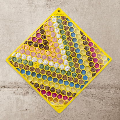 SodaPup eMat Lick Mat Bundle - Large Blue Jigsaw & Yellow Honeycomb