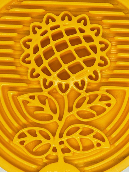SodaPup Earth Nylon eCoin Enrichment Lick Mat Toy