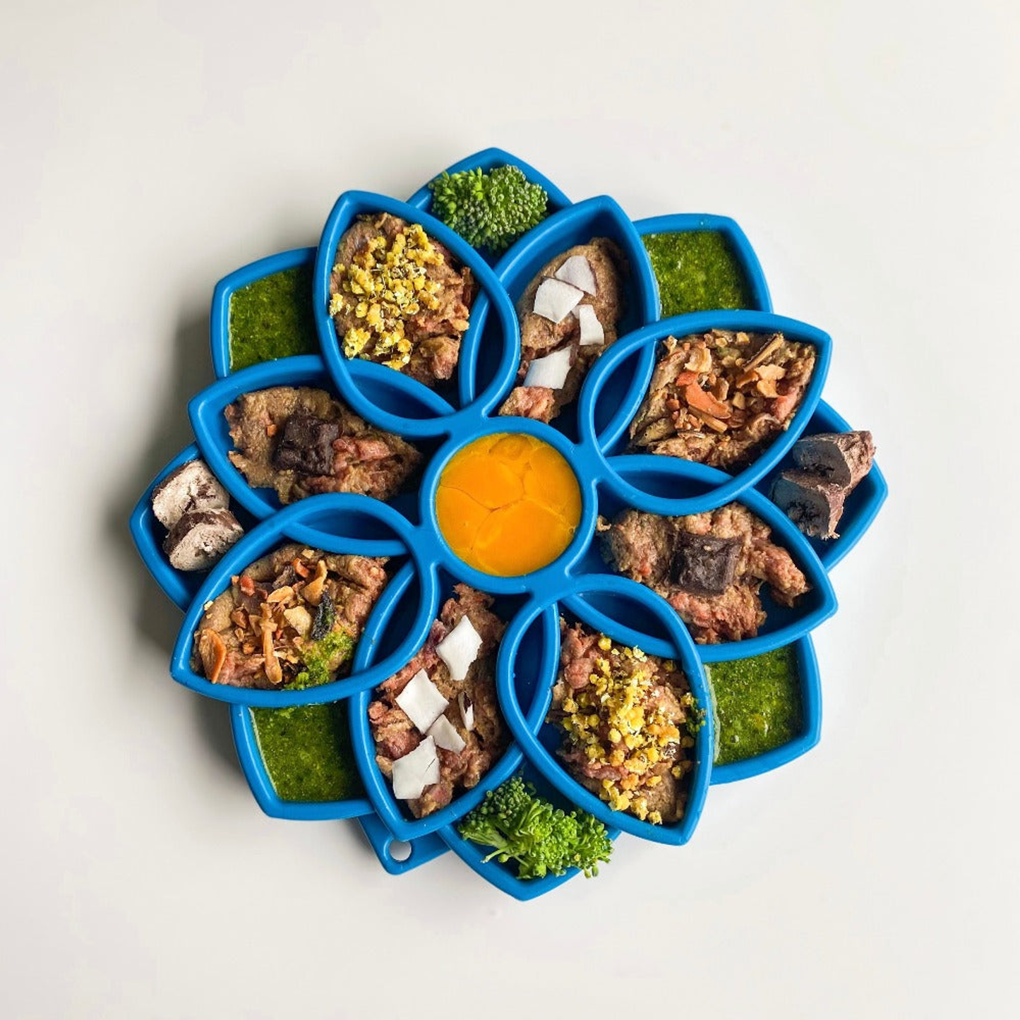 SodaPup Mandala eTray Enrichment Slow Feeder Tray