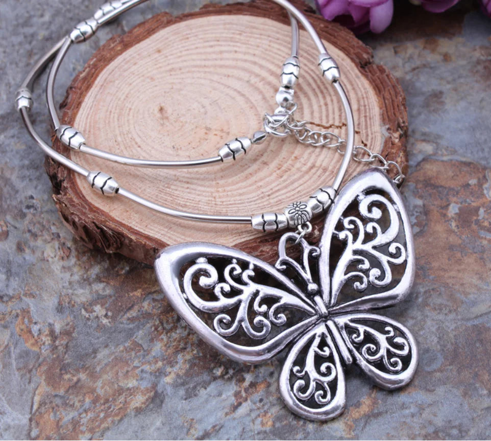 Hollow Butterfly Pendant Necklace — Adjustable Chain - Image 3