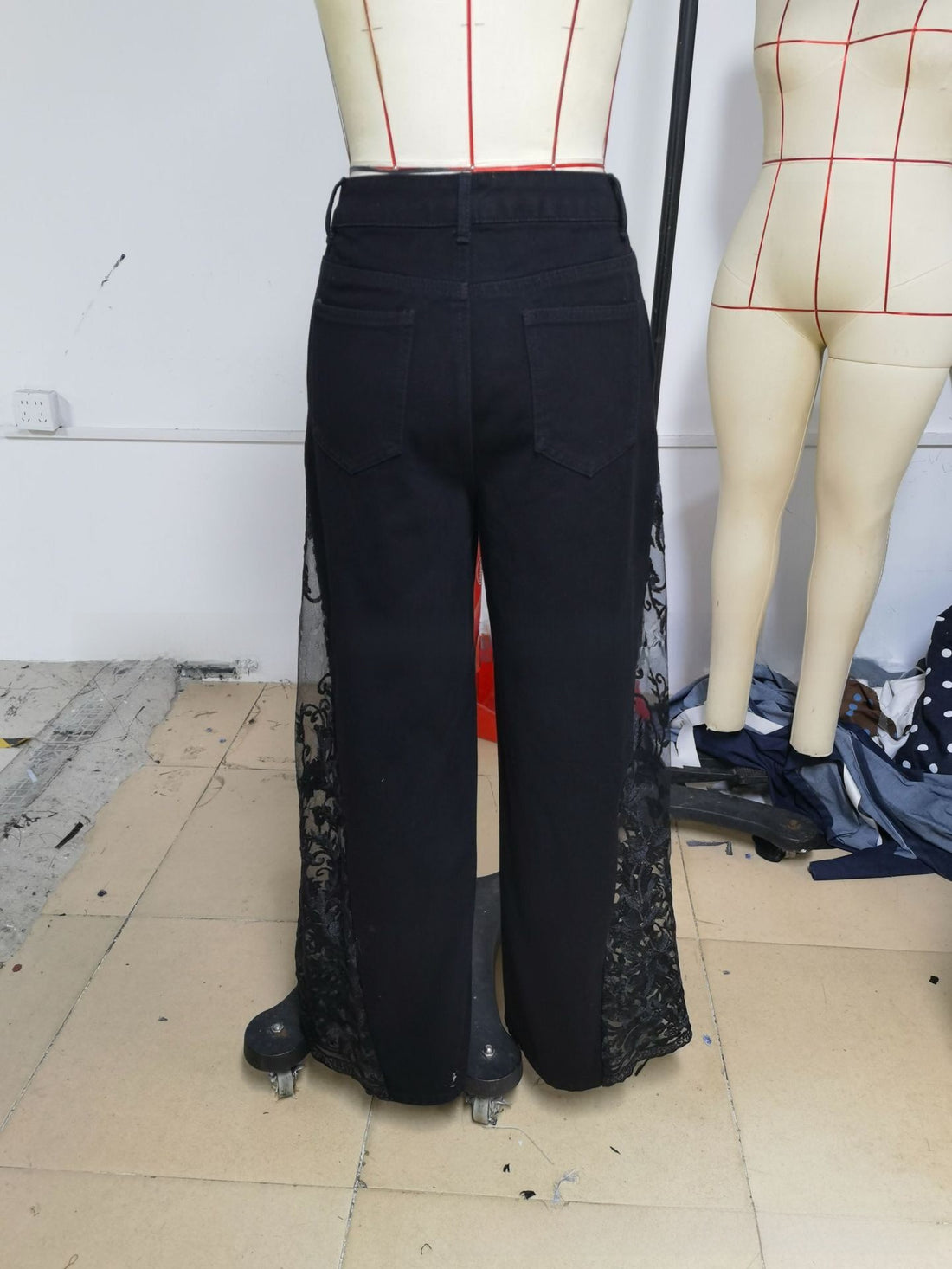 Women's Lace Patchwork High-Waisted Wide-Leg Denim Pants