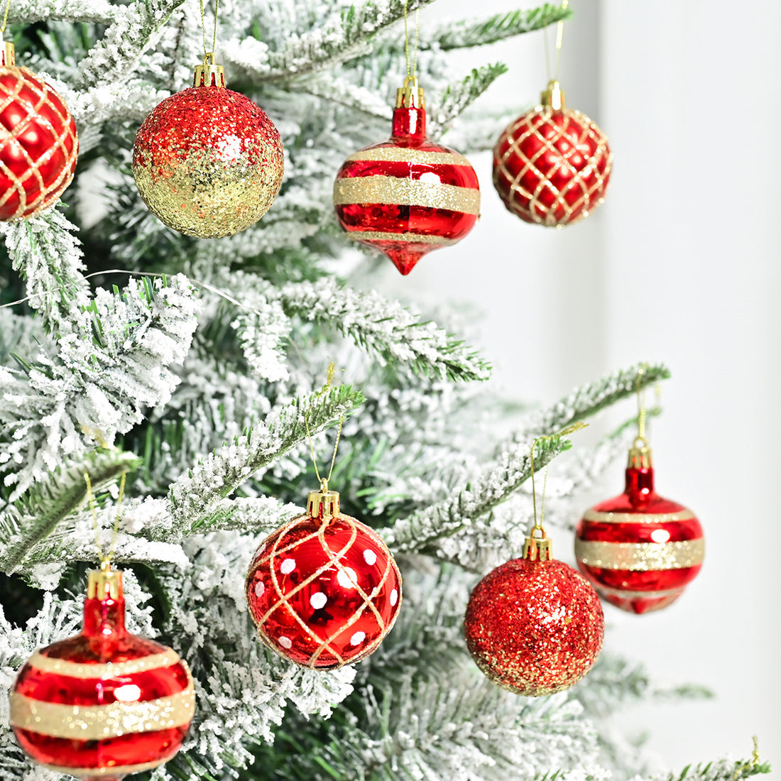 Christmas Hot Exquisite Hand-painted Glitter Sequins Christmas Ball suit Electroplated Shaped Painted Christmas Ball Pendant