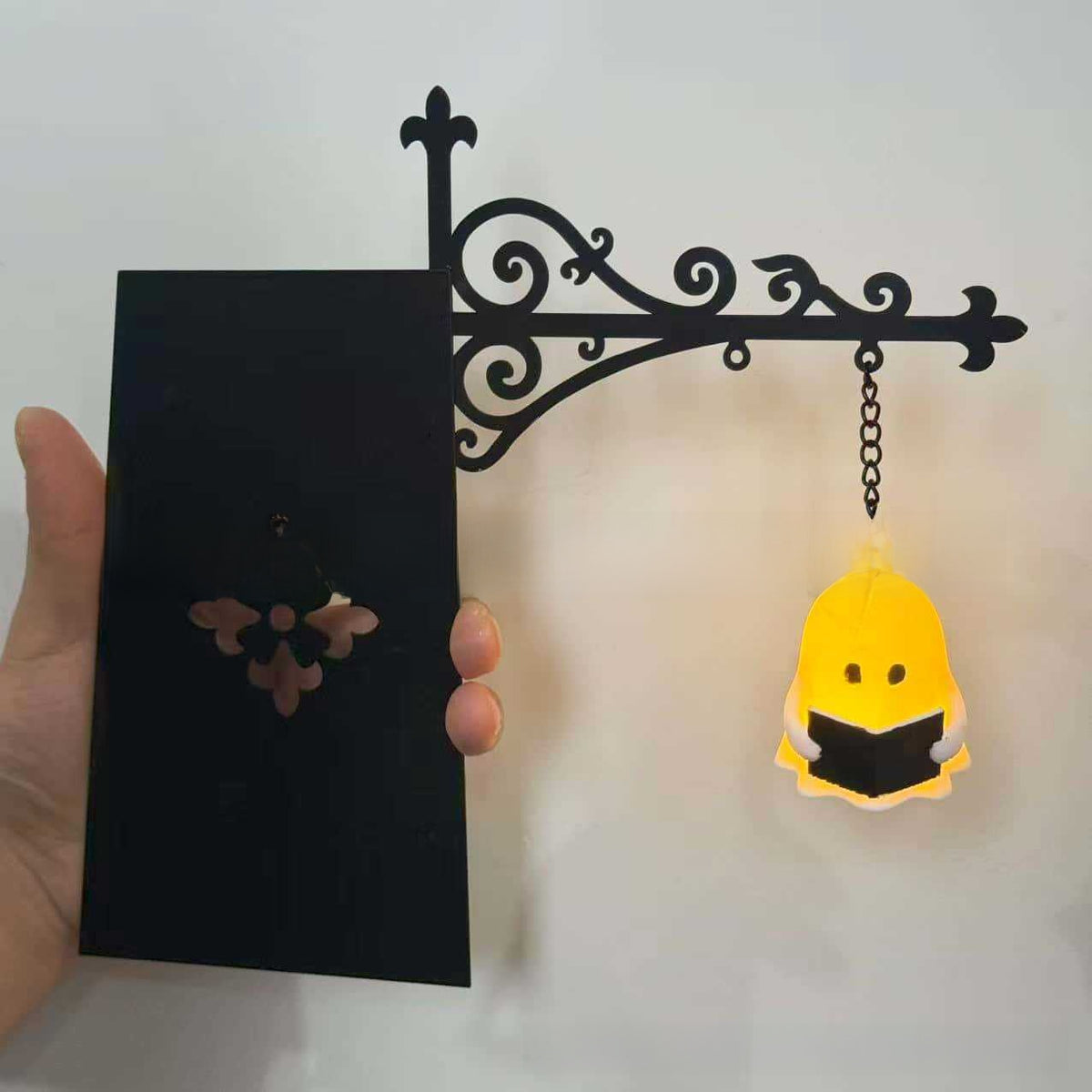Cross-Border New Product Bookshelf Lantern Light Library Bookshelf Lighting Lantern Iron Crafts