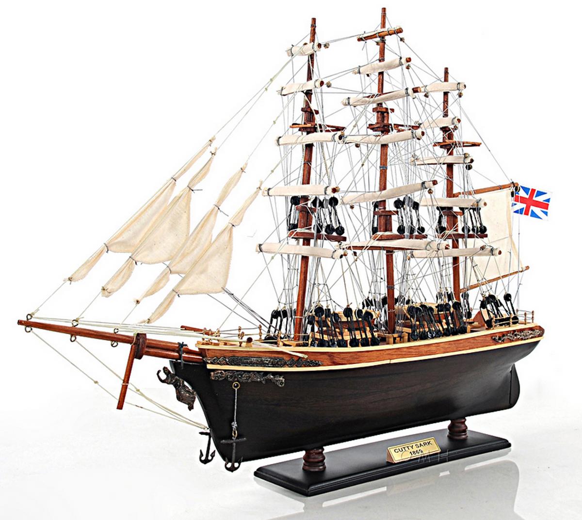 Cutty Sark Small-Scaled Model Ship