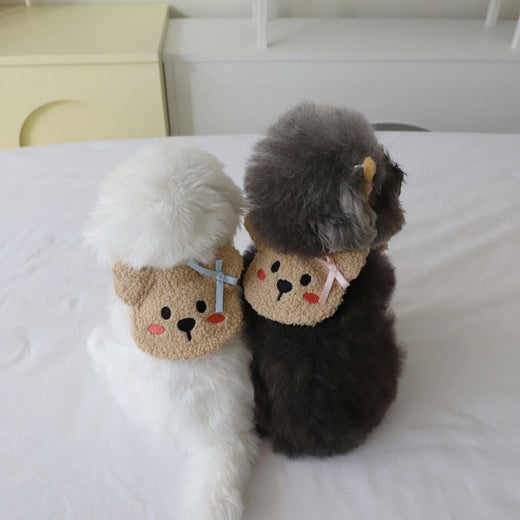 Fur-lined scarf pocket