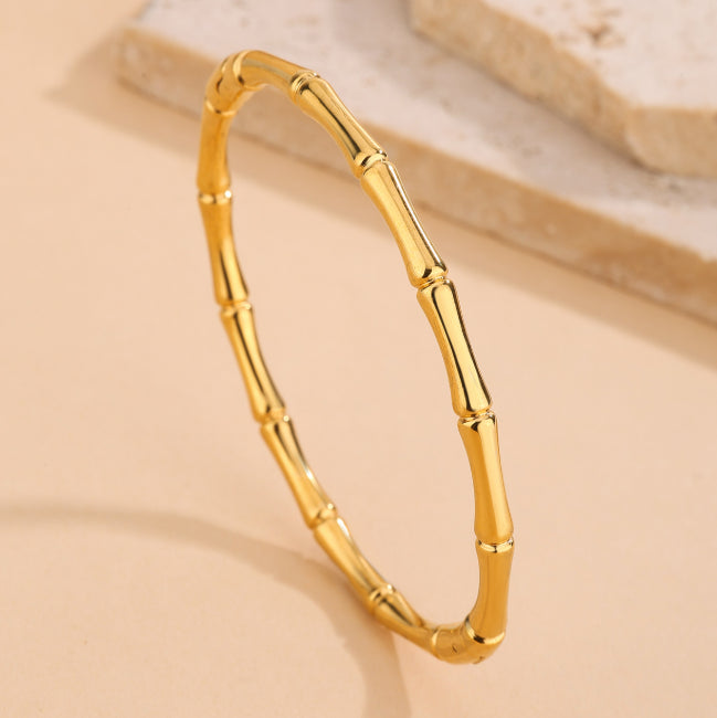 Minimalist Stainless Steel Four-Leaf Clover Electroplated Bracelet for Women