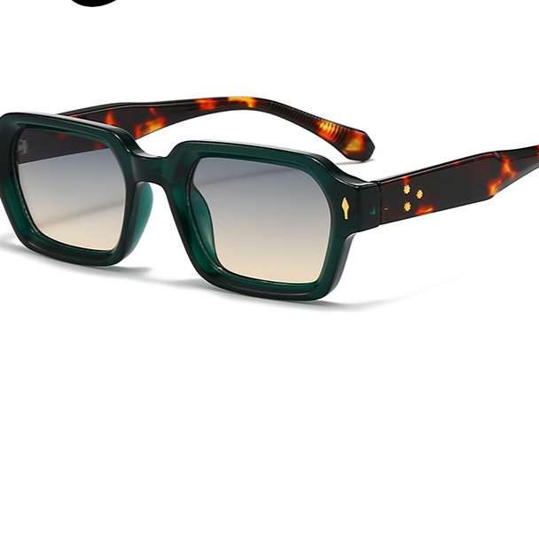 Retro Square Frame UV400 Protection Lightweight Sunglasses