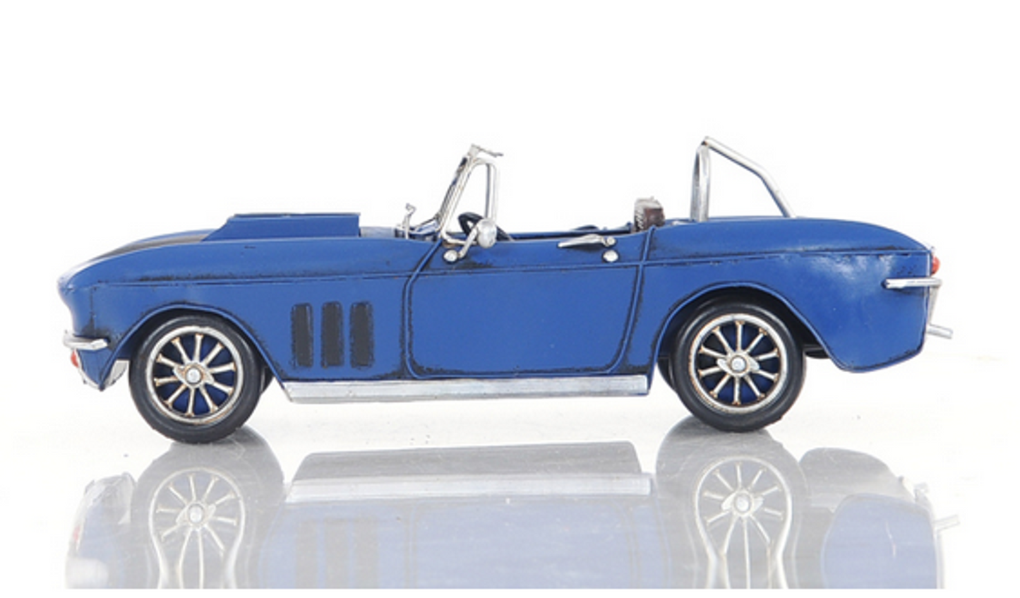 Blue Chevrolet Corvette Stingray Scale Model Car