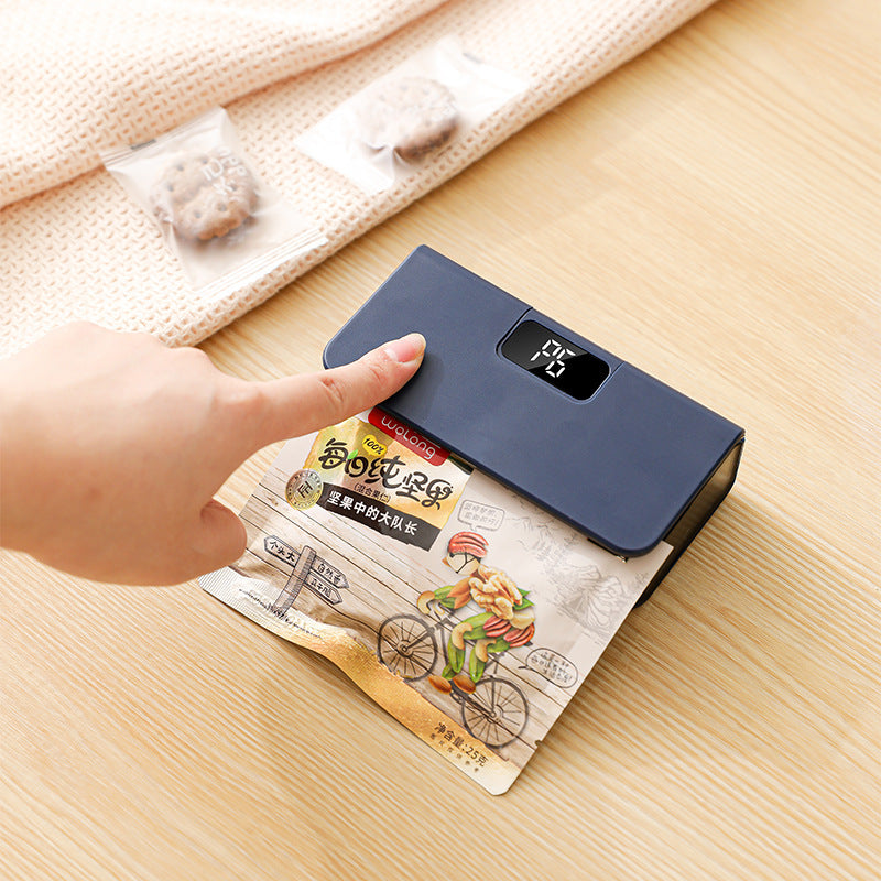 Mini rechargeable heat sealer