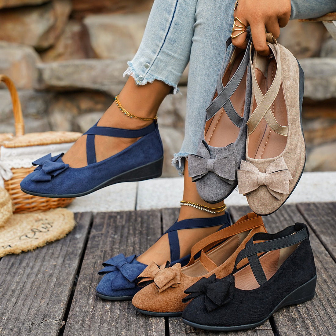 Women's casual wedge shoes with cross strap and bow, photo 1