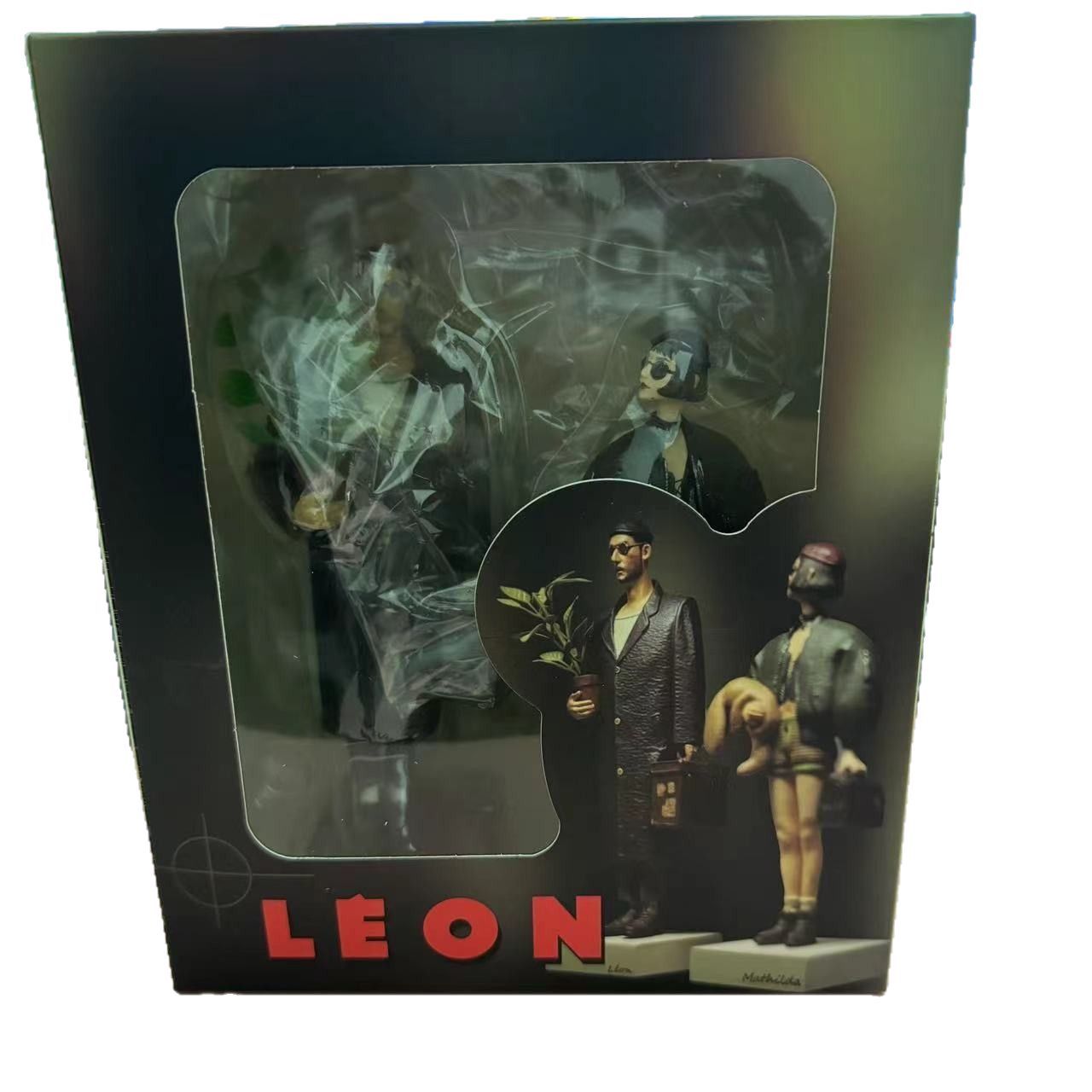 This killer is not too cold Leon model
