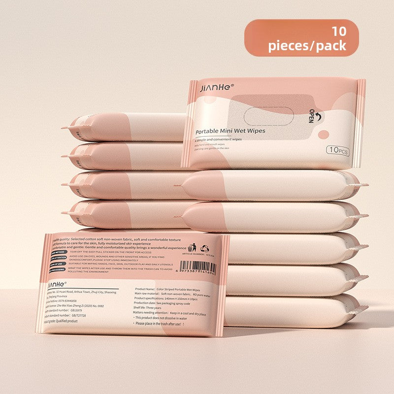 Mini Portable Wet Wipes Pack product image 7