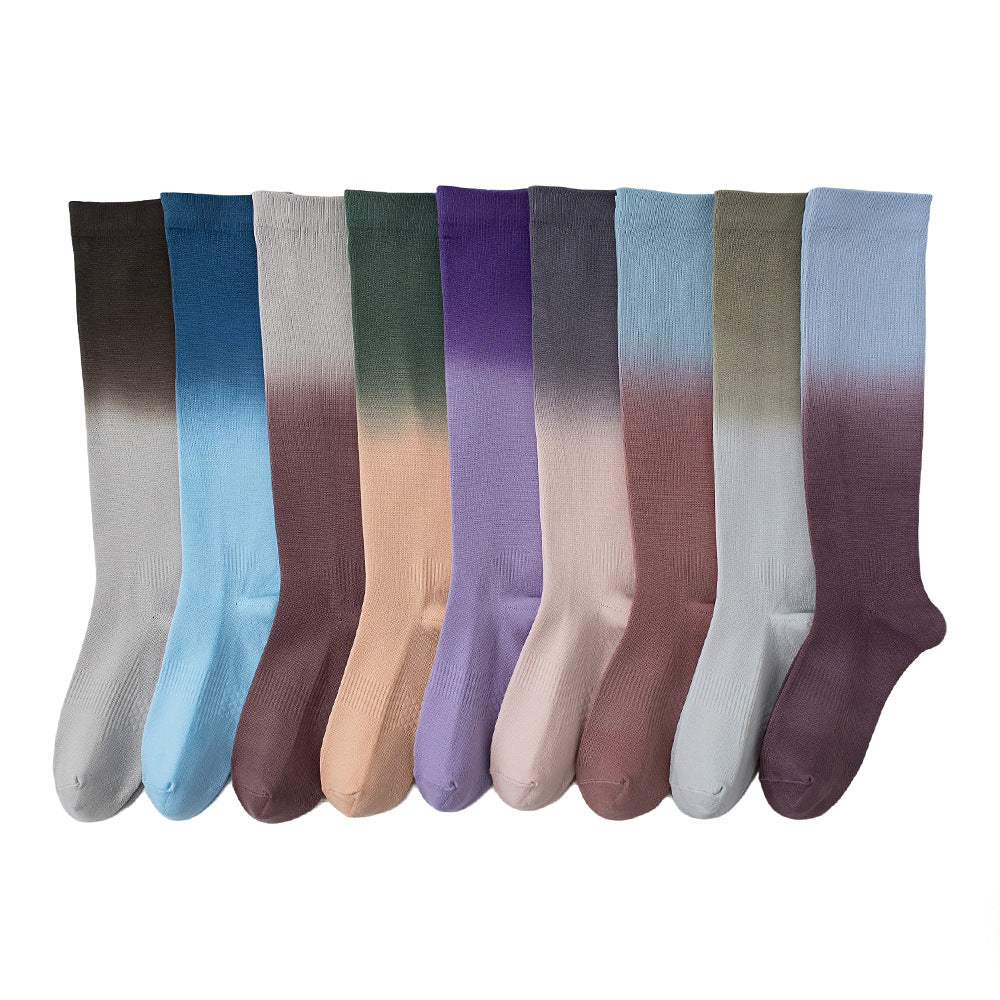 Gradient color nylon blend athletic socks, photo 4
