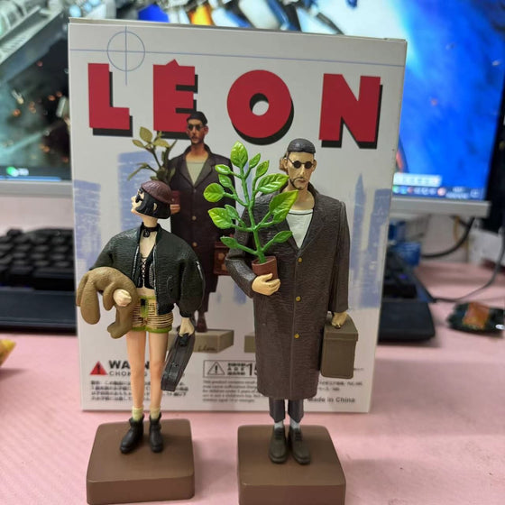 This killer is not too cold Leon model product image 1