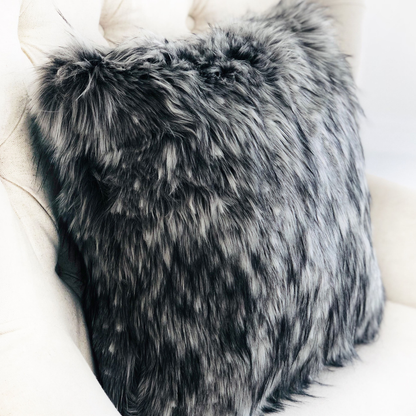 Plutus Siberian Husky Faux Fur Luxury Throw Pillow