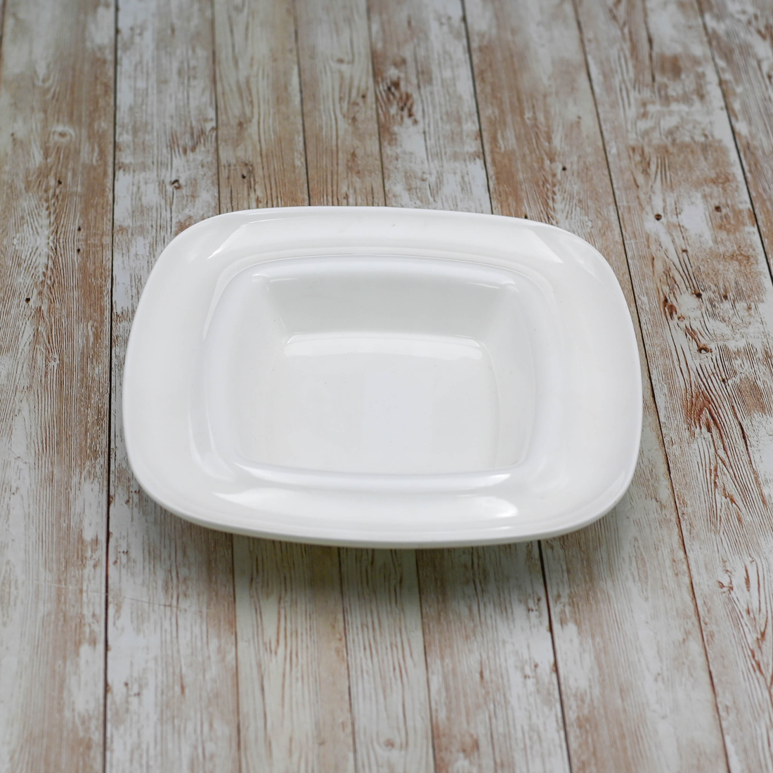 Wilmax Porcelain Square Deep Plate, 8.5 in / 300 ml