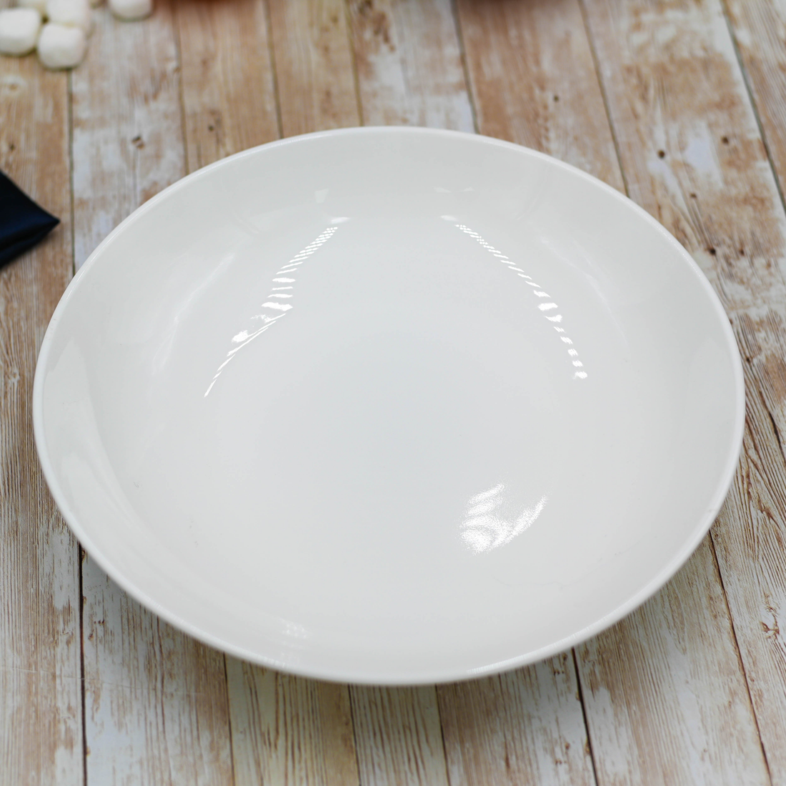 Wilmax Fine Porcelain Round Deep Platter, 12 in / 30.5 cm