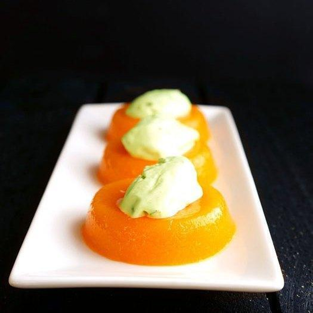 Wilmax Fine Porcelain Sushi & Canape Dish, 14 x 5.5 in