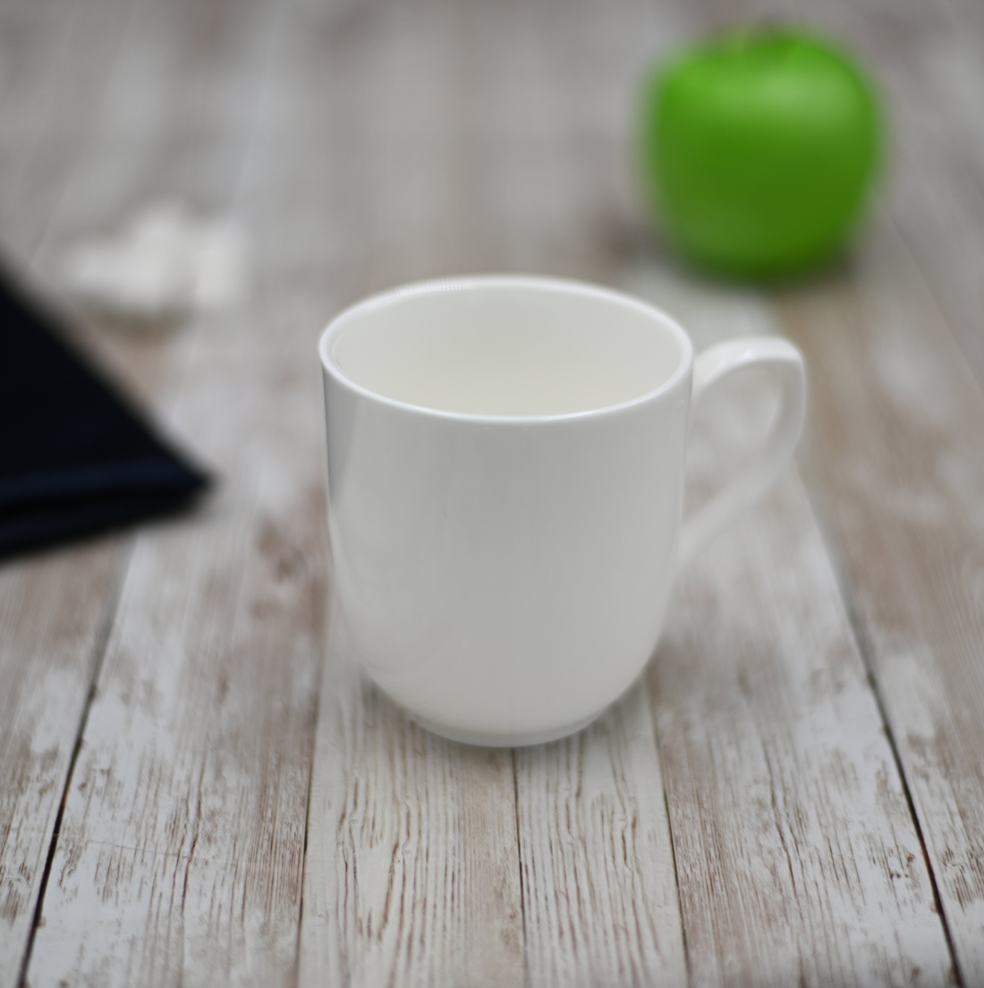 Wilmax White Porcelain Mug, 9 oz (270 ml)