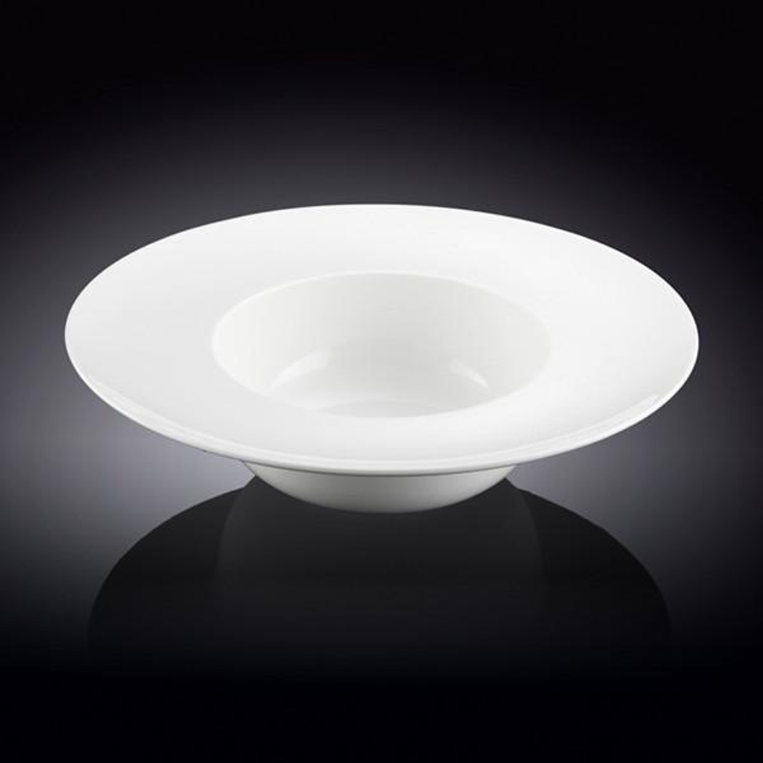 Wilmax Porcelain Deep Serving Plate, 10 in / 600 ml