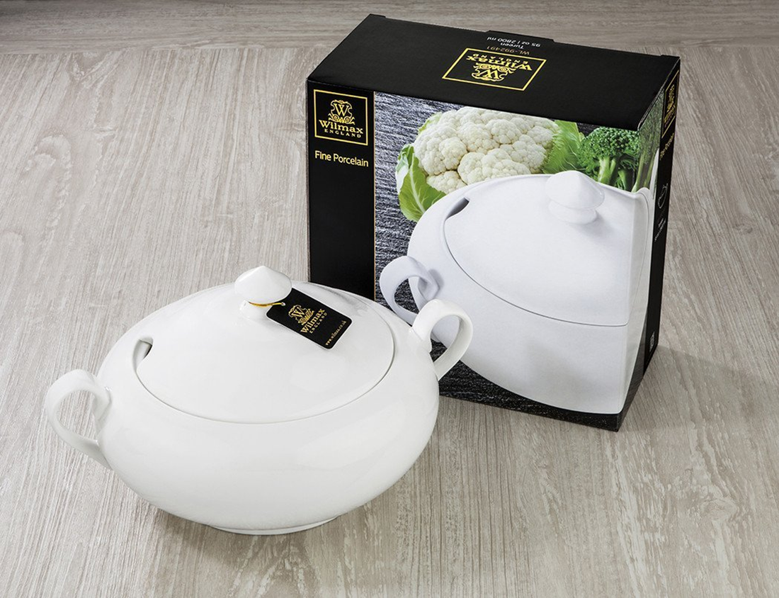 Wilmax Porcelain Soup Tureen, 95 oz