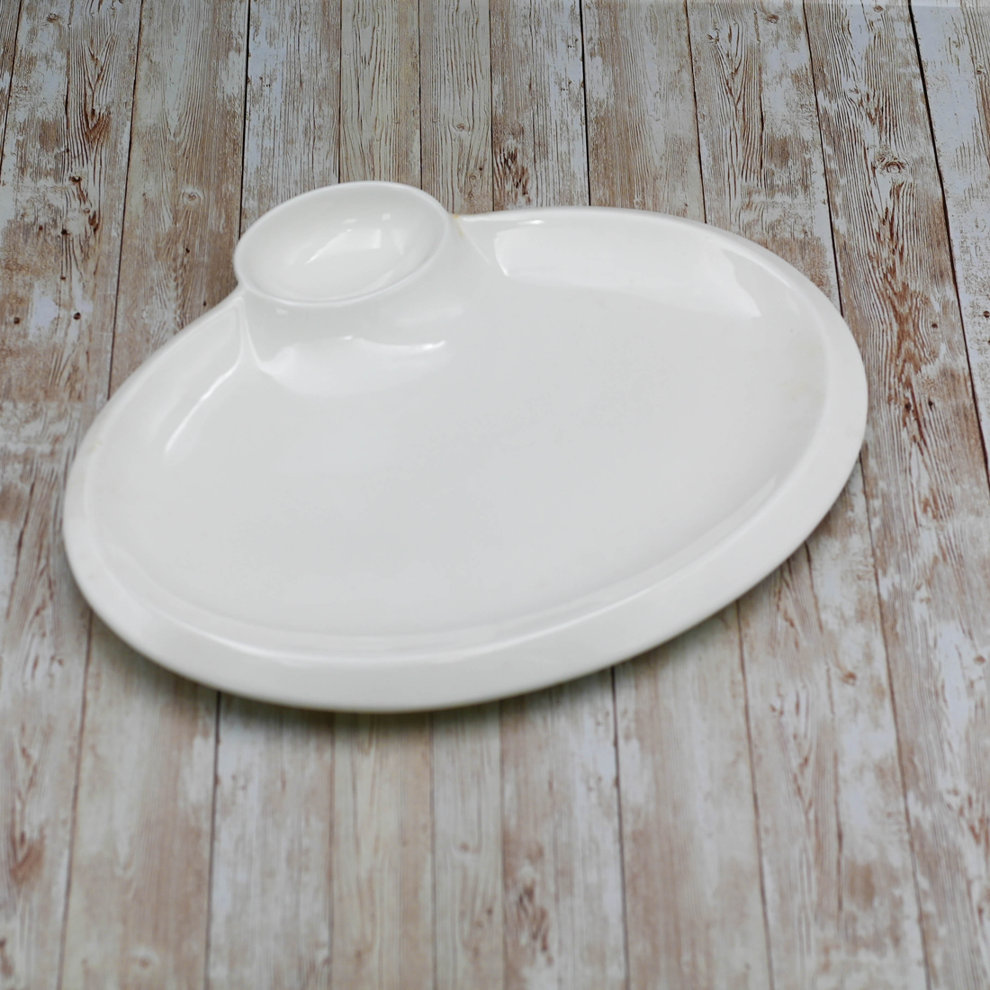 Wilmax White Porcelain 2-Compartment Oval Platter, 14 in