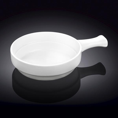 Wilmax Porcelain Baking Dish with Handle, 6 in / 450 ml