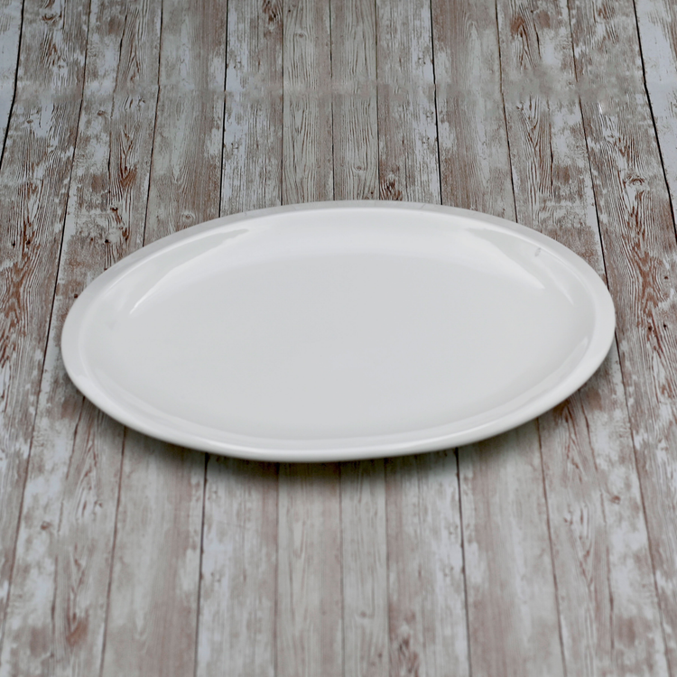 Wilmax White Porcelain Oval Platter, 14 in (Model WL-992641)