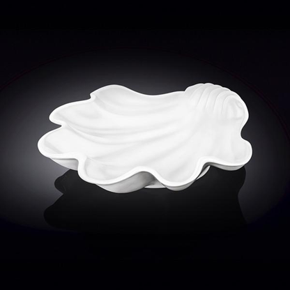 Wilmax Porcelain Shell Dish, 11.5 x 11 in