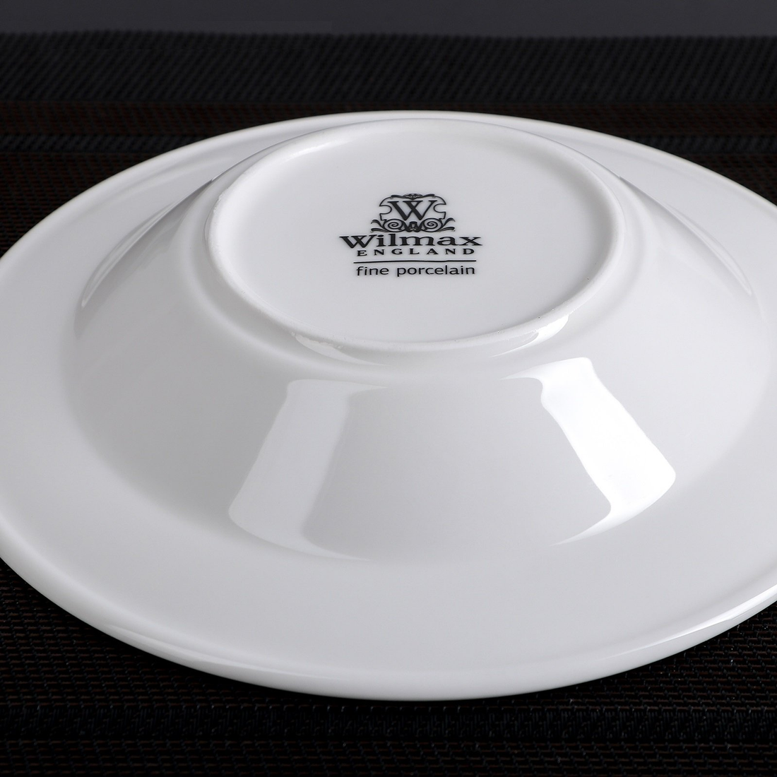 Wilmax White Porcelain Professional Deep Plate, 8 in