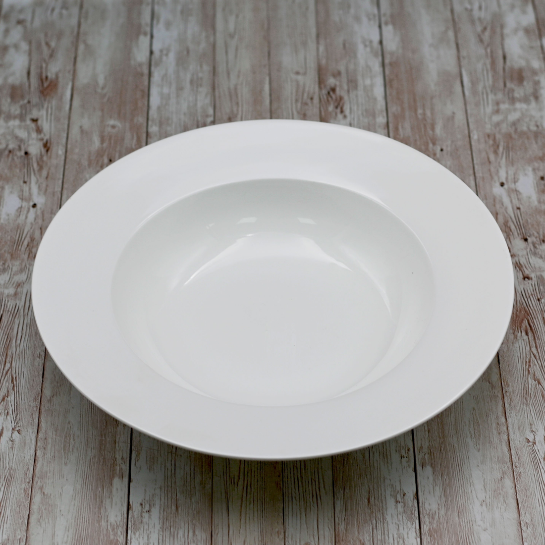 Wilmax Porcelain Deep Plate, 12 in / 950 ml