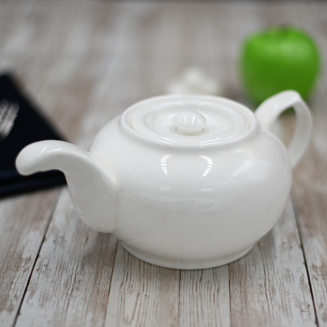 Wilmax Porcelain and Glass Teapot Collection