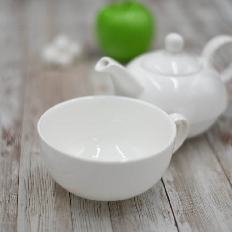 Wilmax Porcelain Teapot and Cup Stacking Set
