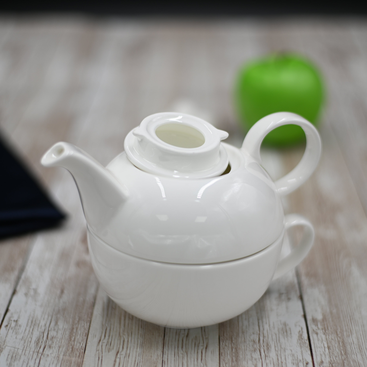 Wilmax Porcelain Teapot and Cup Stacking Set
