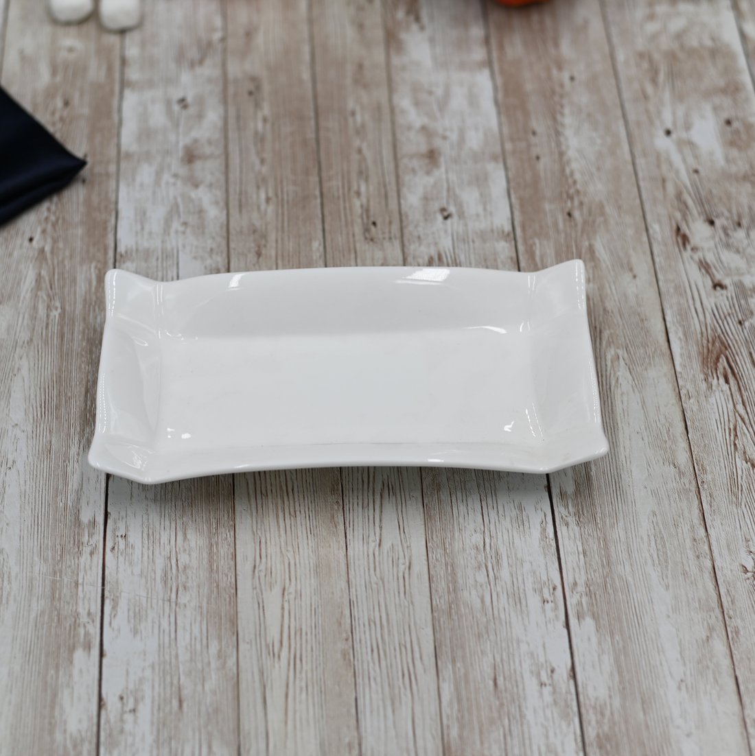Wilmax White Porcelain Serving Platter, 7.75 x 4 in